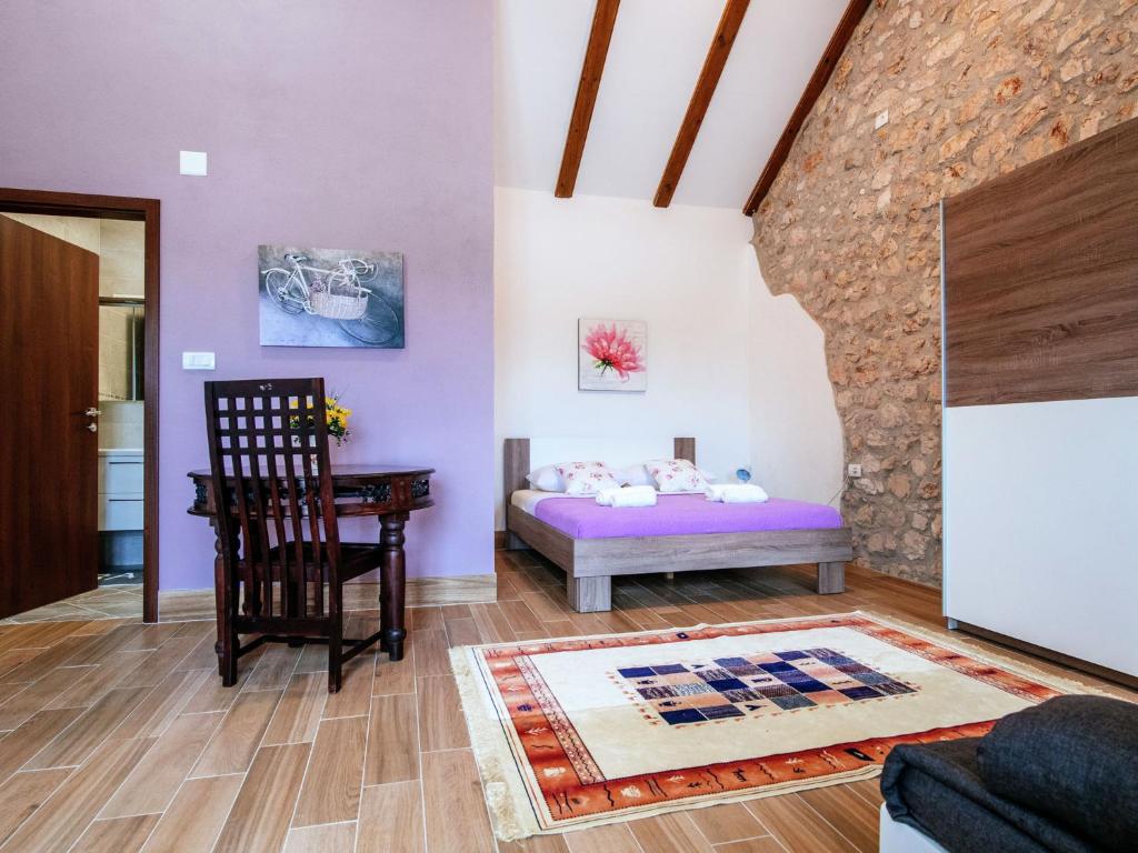 Postel nebo postele na pokoji v ubytování Lovely holiday home with private infinity pool