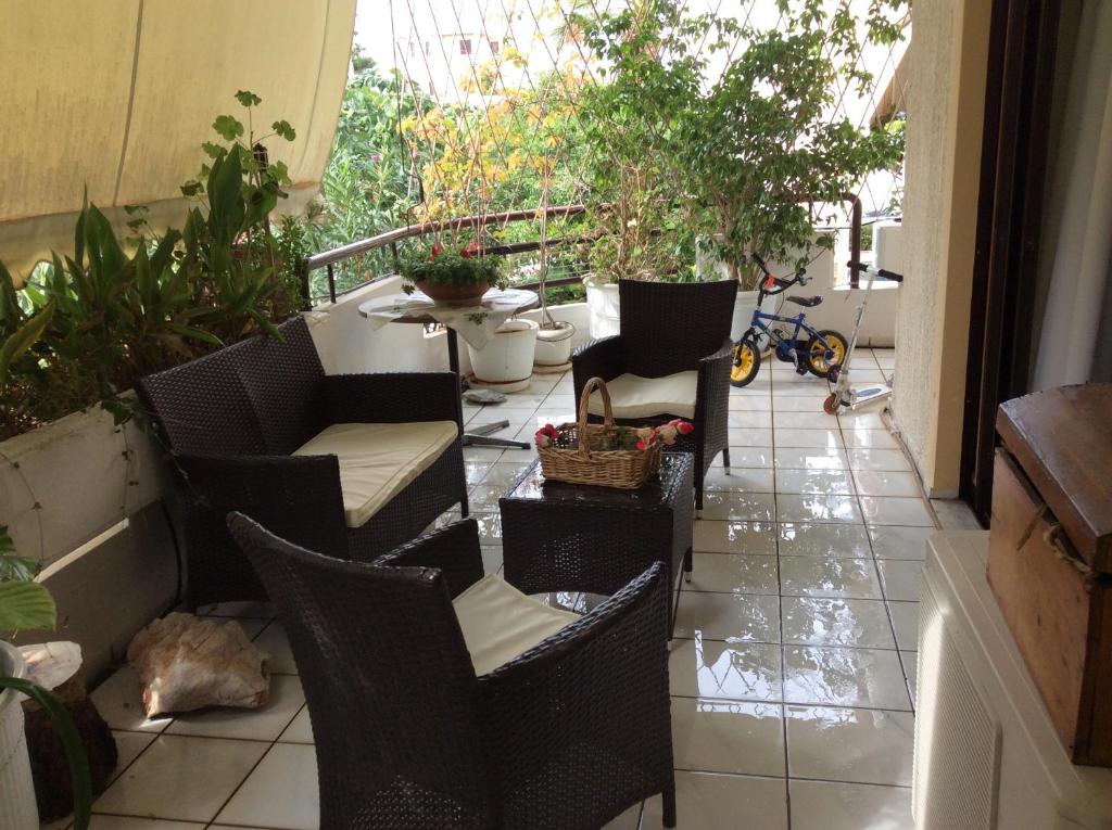 Posezení v ubytování Filyra Homestay (Όμορφο δωμάτιο σε σπίτι)