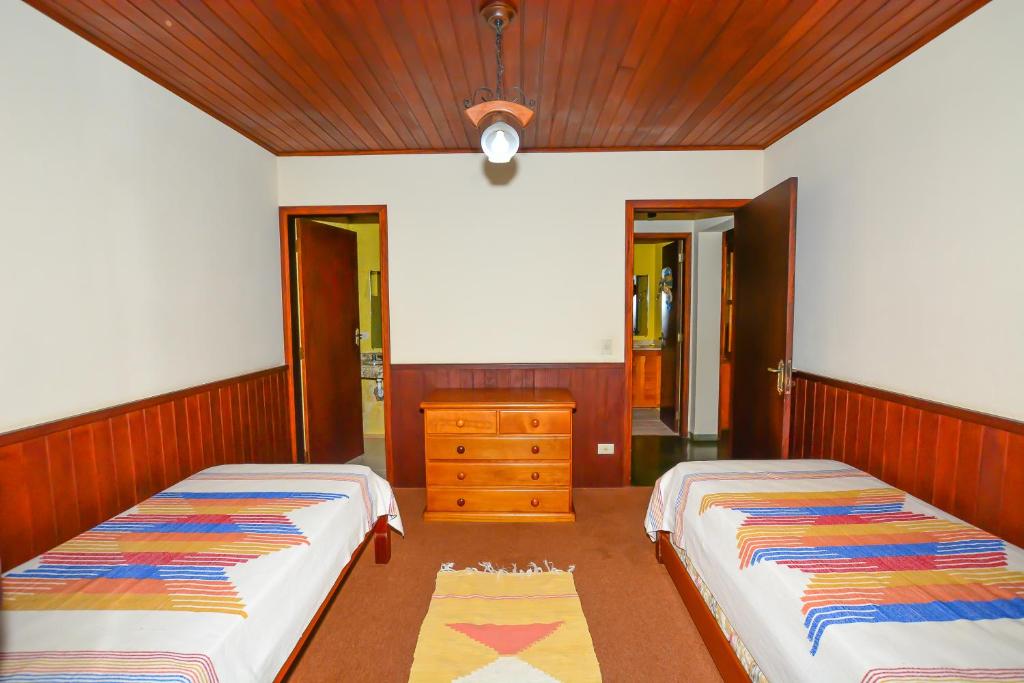  Casa com 5 suítes na Mantiqueira