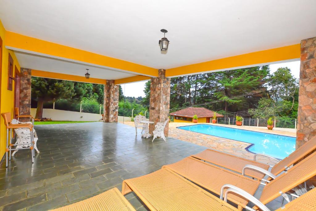  Casa com 5 suítes na Mantiqueira