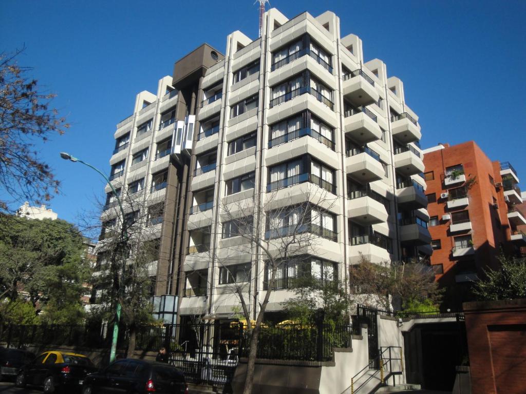 Edificio en el que se encuentra el apartahotel