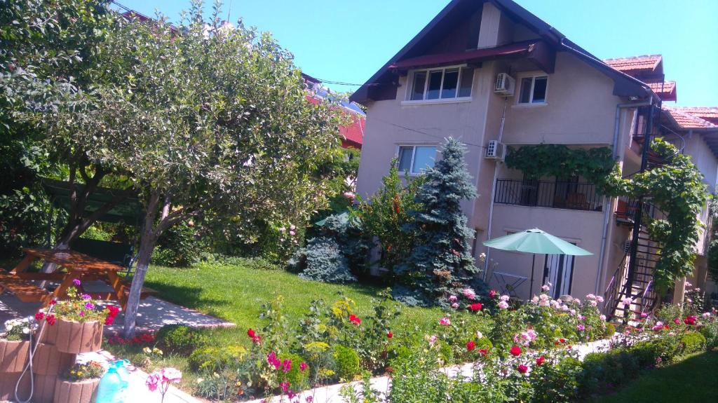 Zahrada ubytování Zoi Residence