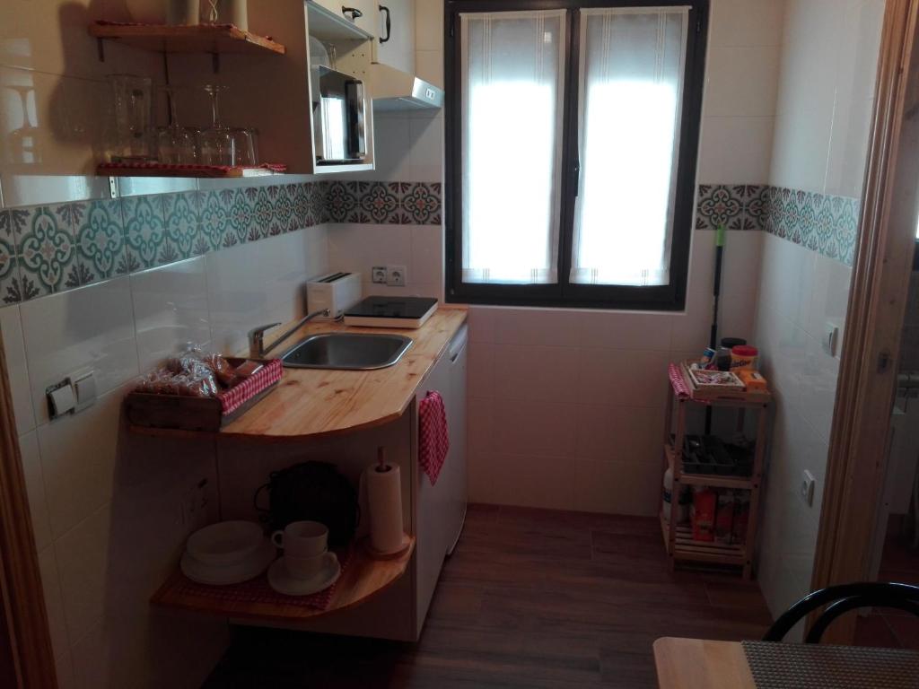 A kitchen or kitchenette at Abadía del Marqués de Avila