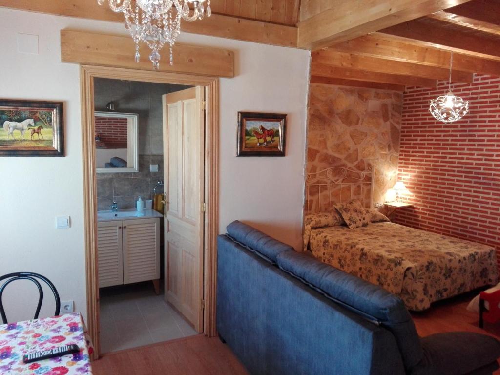 A kitchen or kitchenette at Abadía del Marqués de Avila