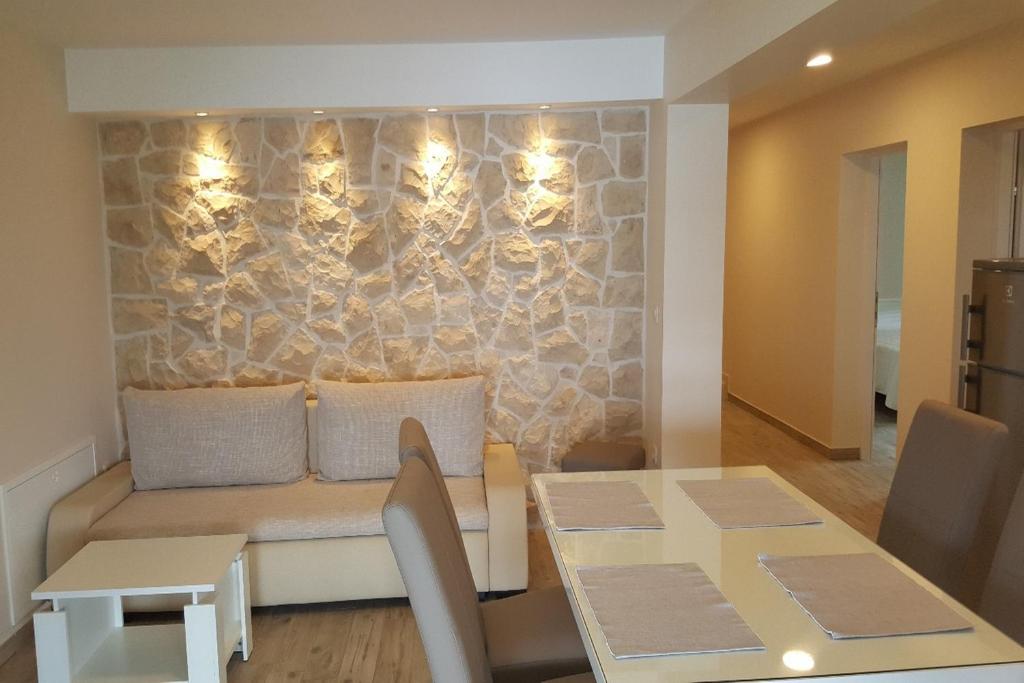 Sea View Apartments Nina - Two-Bedroom Apartment With Terrace