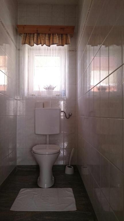 Kúpeľňa v ubytovaní Gartler's Ferienhaus