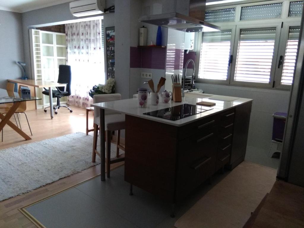 Kuchyň nebo kuchyňský kout v ubytování Apartamento