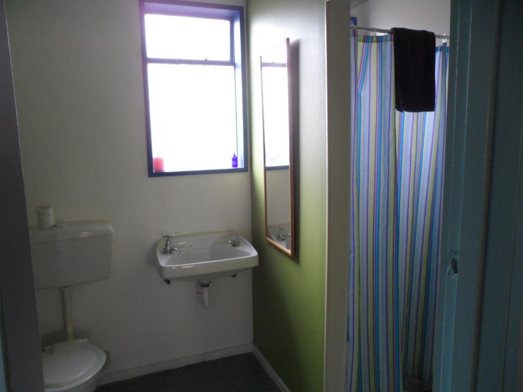 Sequoia Lodge Backpackers - Resim 35