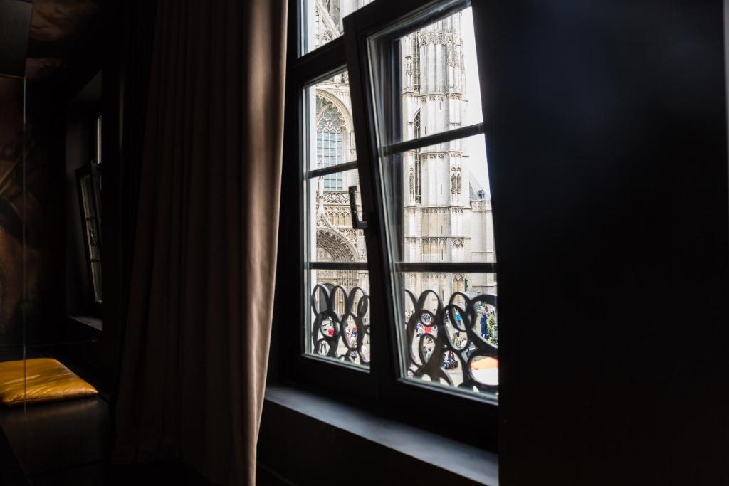 HotelO Kathedral - Resim 16