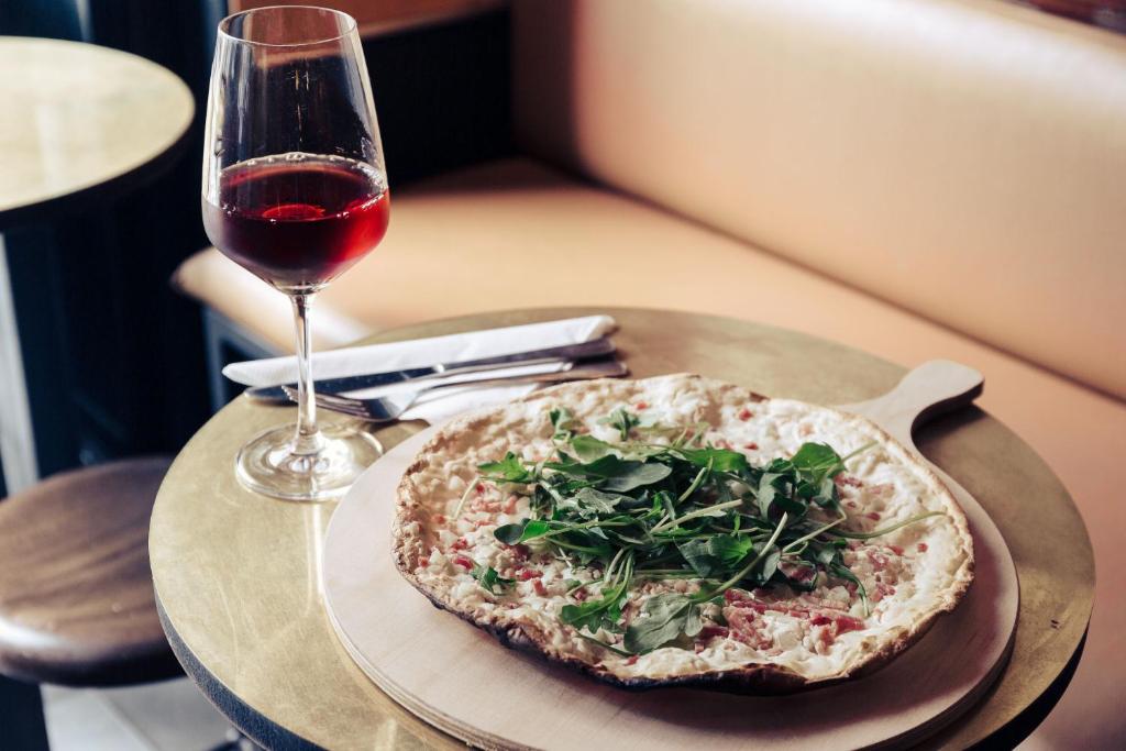 HotelO Kathedral - Resim 41