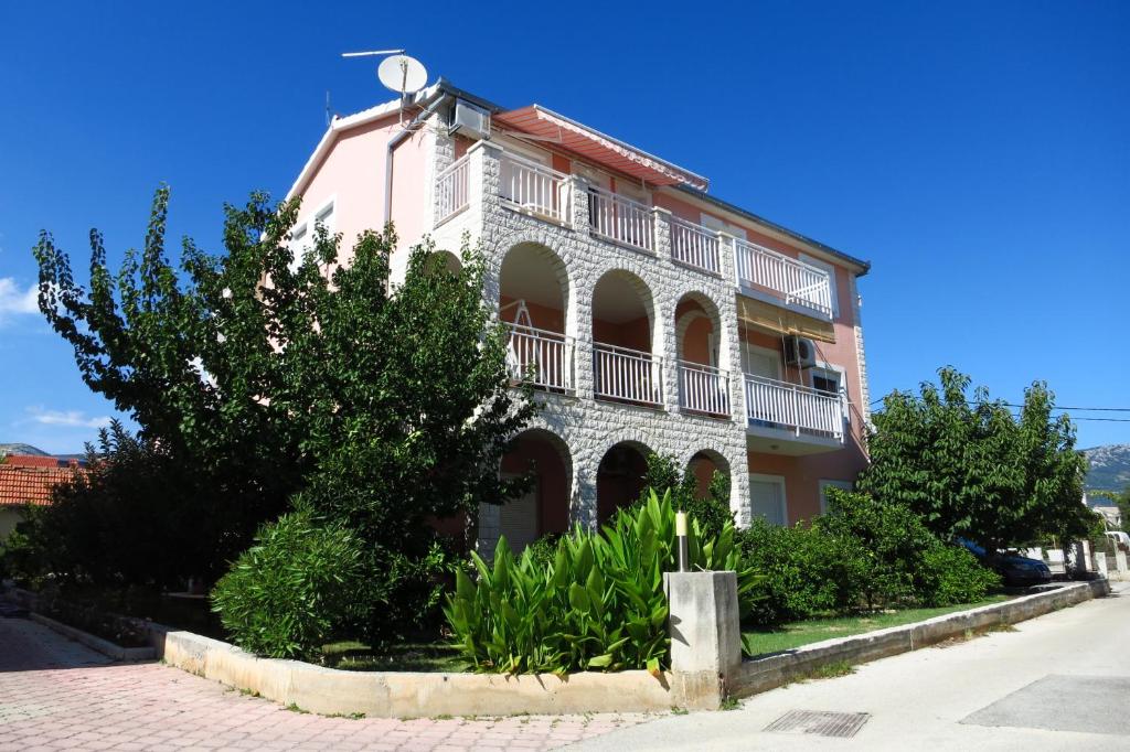 Fotografie z fotogalerie ubytování Apartments Tino v destinaci Kaštela