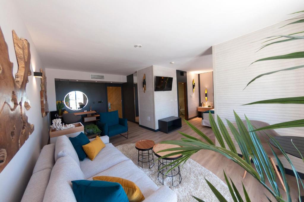 Posezení v ubytování Hotel La Laguna Spa & Golf