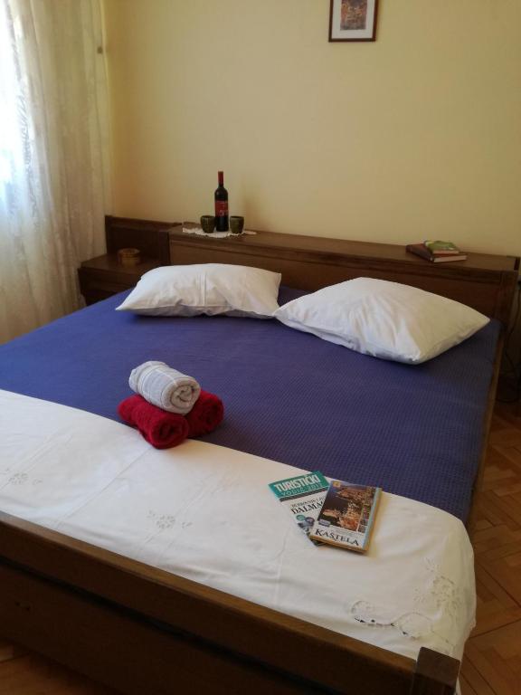 Posteľ alebo postele v izbe v ubytovaní apartman Kate