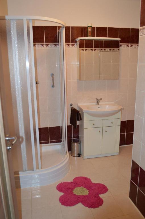 Koupelna v ubytování Apartmány Dana