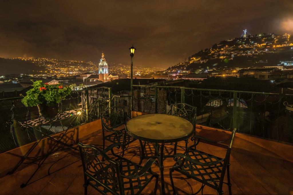 Balkón nebo terasa v ubytování Hotel San Francisco De Quito