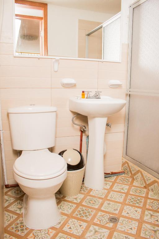 Koupelna v ubytování Hostal Capri