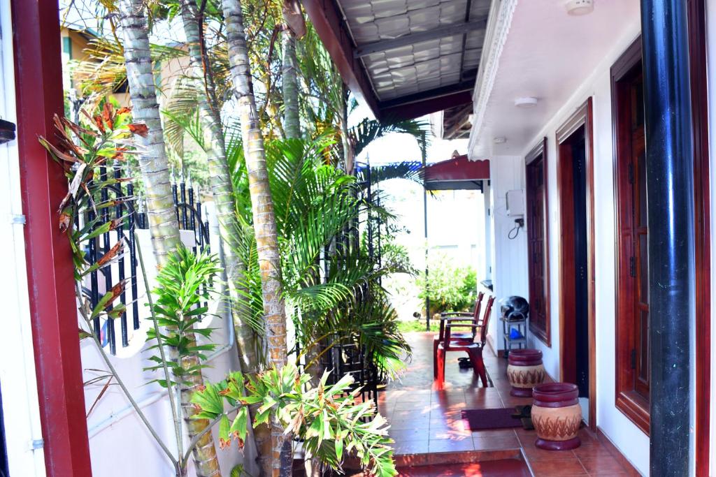 Ein Garten an der Unterkunft Bon Voyaage Tourist Inn