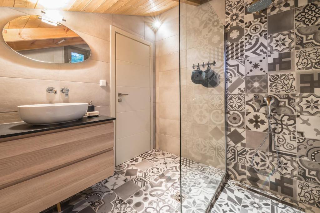 Koupelna v ubytování Pasithea Elegant Villa