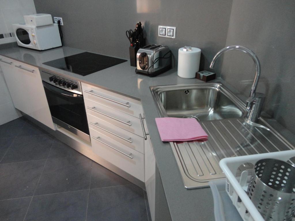 Claris Apartments - 6