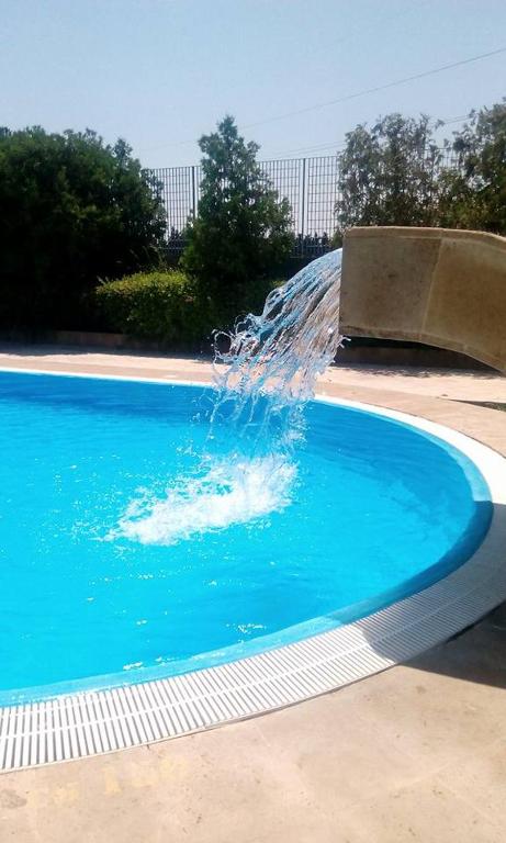 Bazén v ubytování Hotel Il Podere nebo v jeho okolí