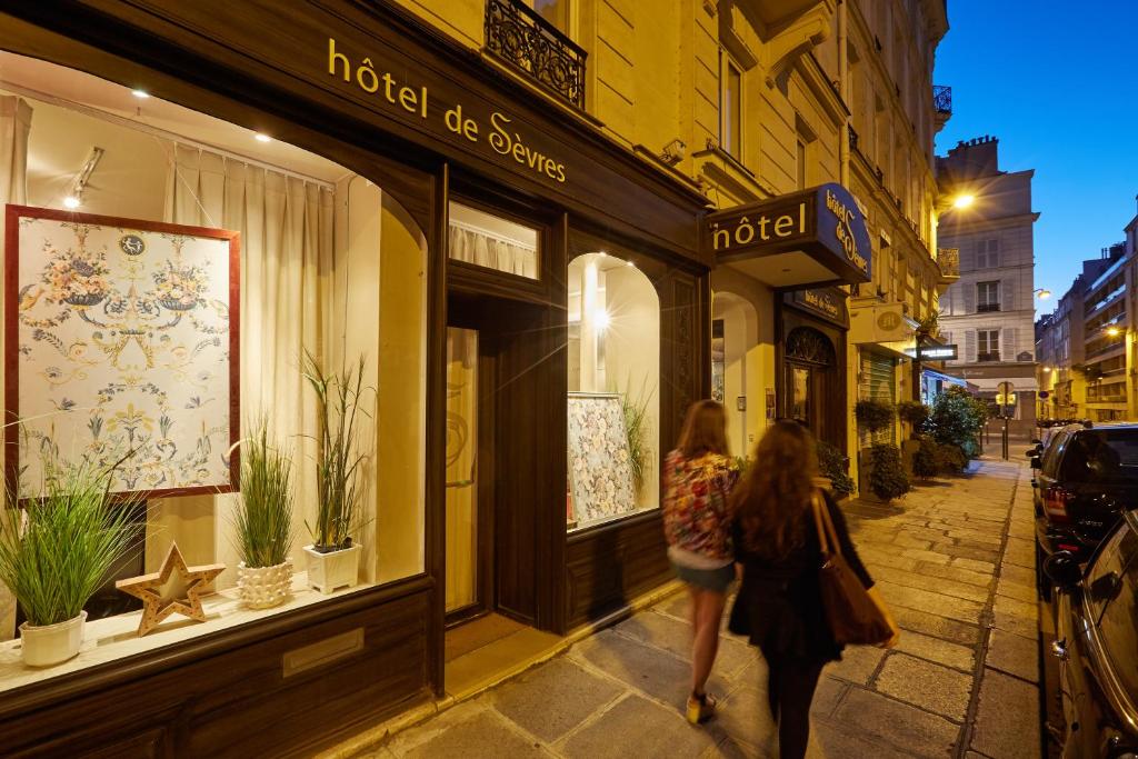 Hôtel de Sèvres - Resim 44