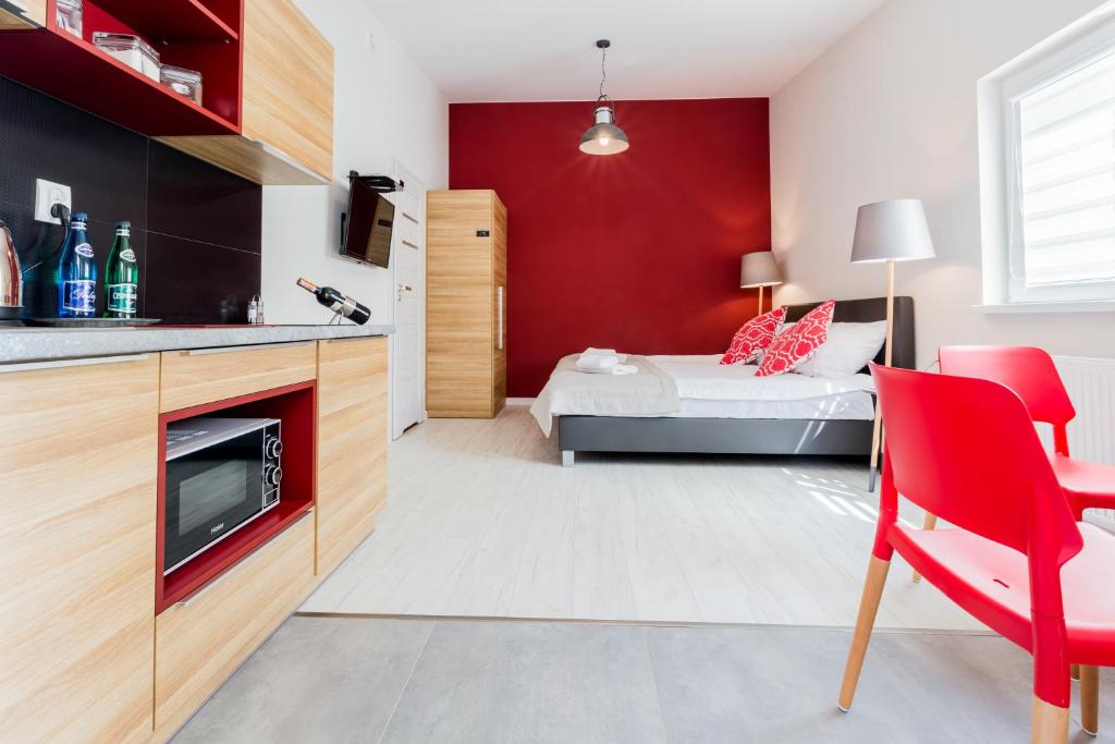 Kuchyň nebo kuchyňský kout v ubytování Apartamenty City.