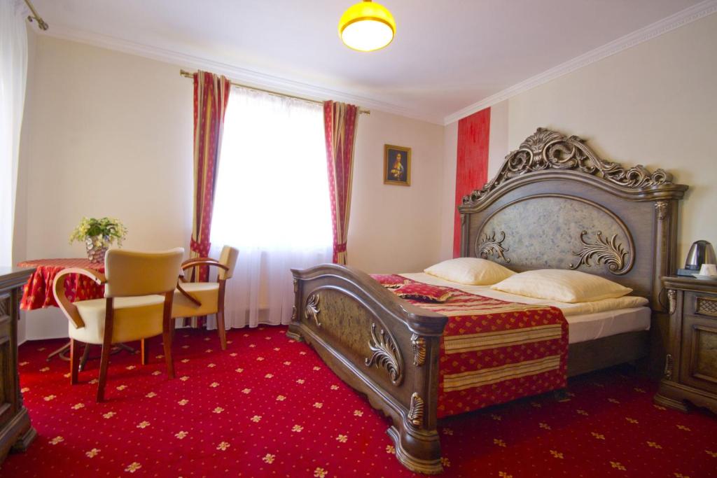 Villa Tropikana - Deluxe Doppel- Oder Zweibettzimmer Mit Balkon