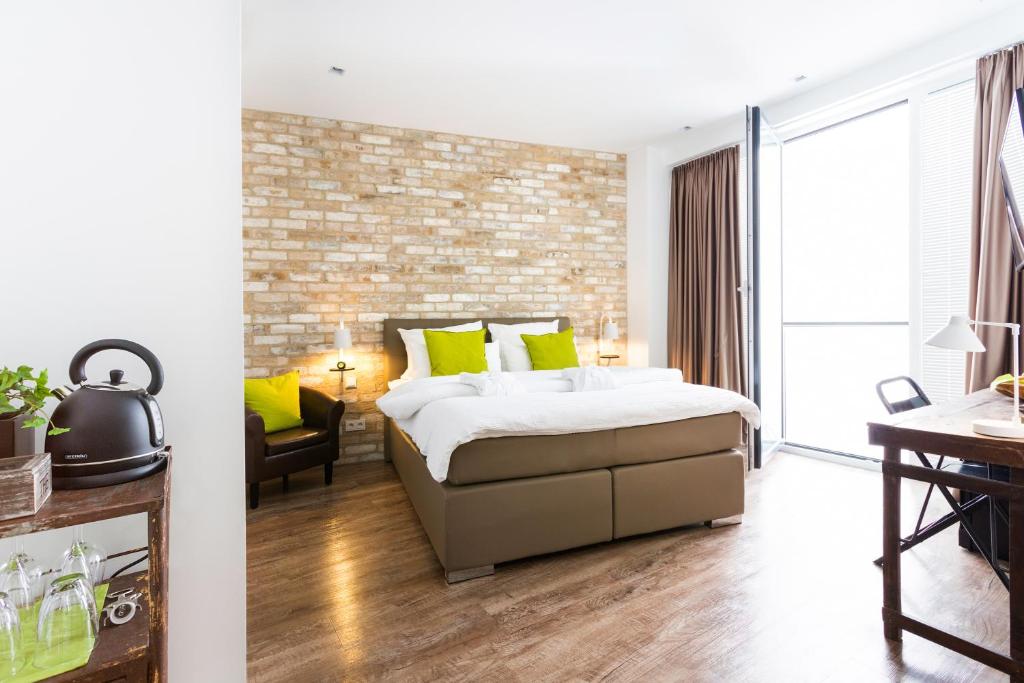 Postel nebo postele na pokoji v ubytování 1st Floor Köln 2