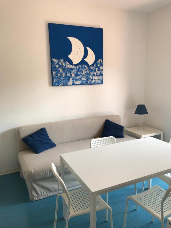 Foto dalla galleria di Bilocali Residenza Mediterranea Cannigione a Cannigione