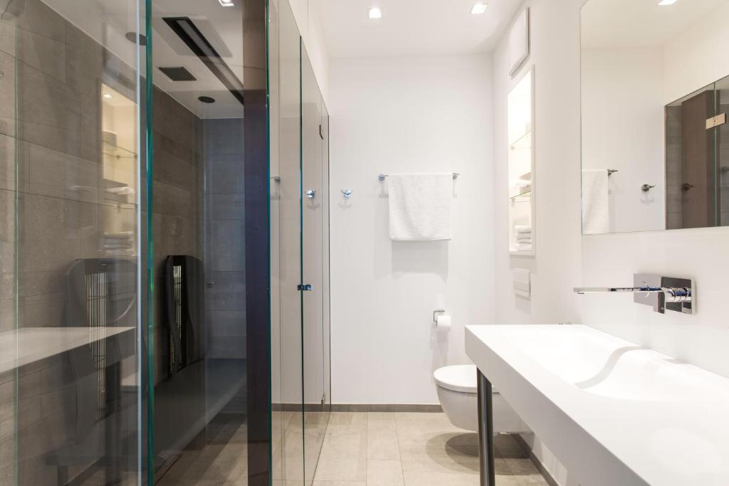 1st Floor Köln 2 - Resim 17