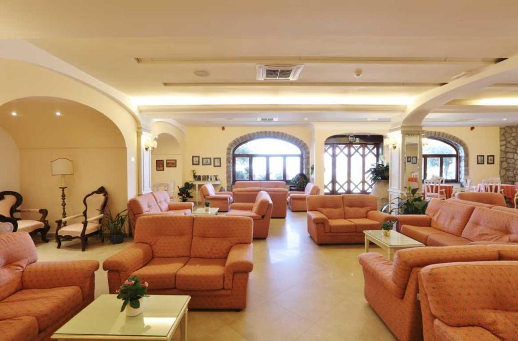 Część wypoczynkowa w obiekcie Hotel La Vue d'Or