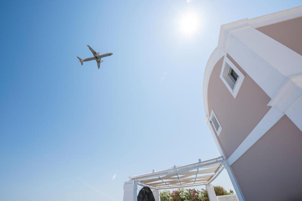 Imagine din galeria proprietății Secret Earth Villas - Santorini în Kamari