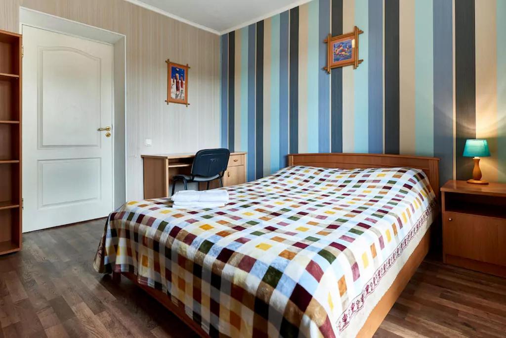 Home Hotel Apartments on Kontraktova Ploshcha фото 2