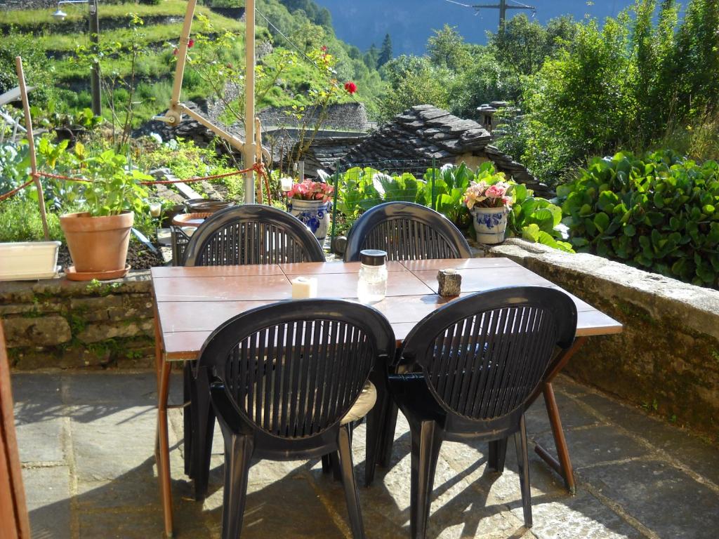 Nespecifikovaný výhled na hory nebo výhled na hory při pohledu z bed and breakfast