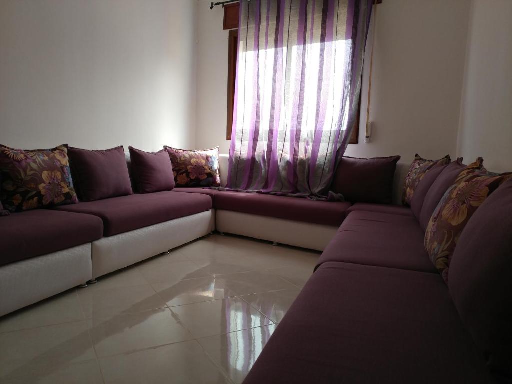 Posezení v ubytování Oued Laou Apartment