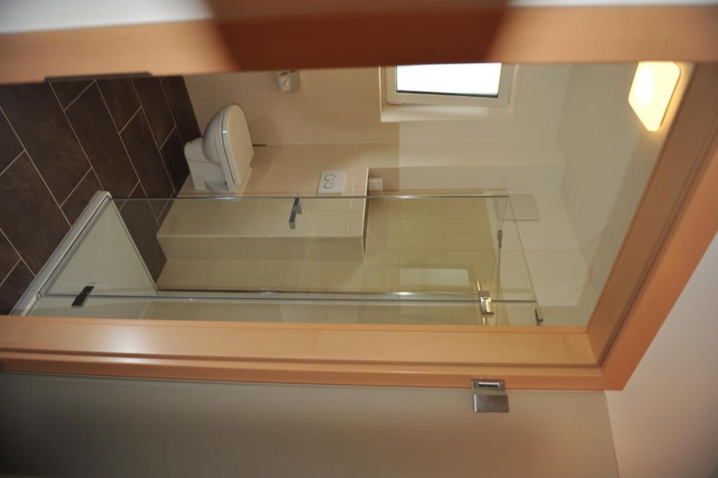 Bathroom sa Gasthaus - Gästehaus Schusterbauer