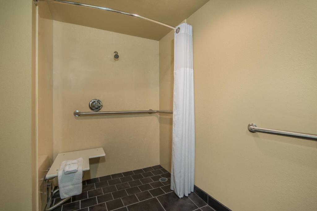 Wyndham Garden Texarkana - Sala De Reina Superior Con Dos Camas Queen