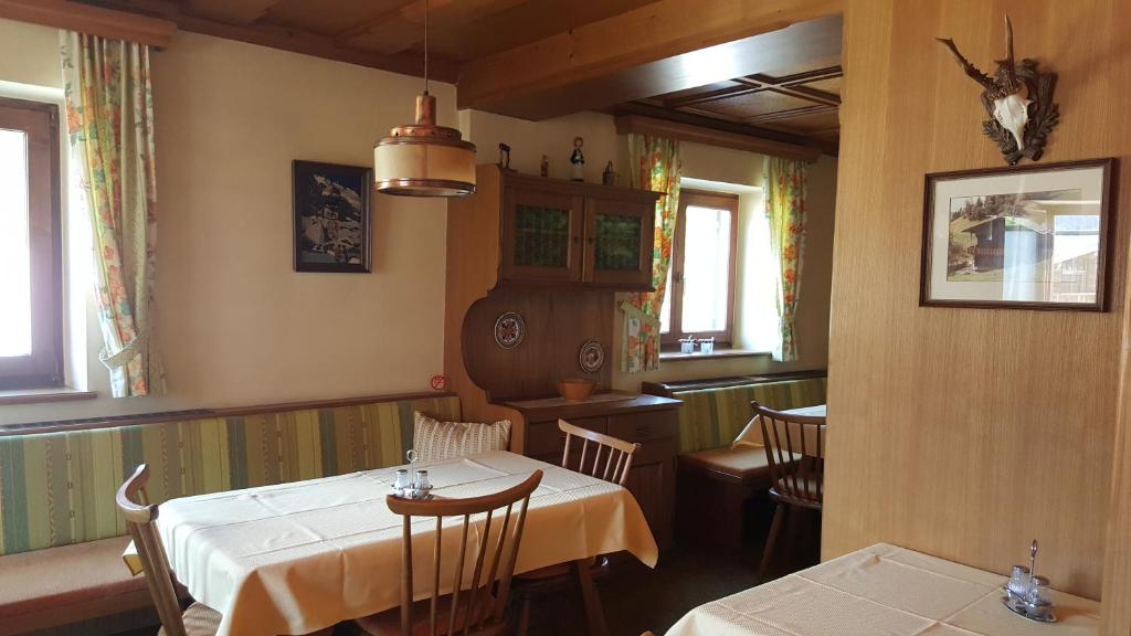 Restaurace v ubytování Gästehaus Wallner