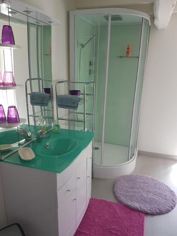 Chambres d'hôtes Au Pére Louis - Habitación Triple