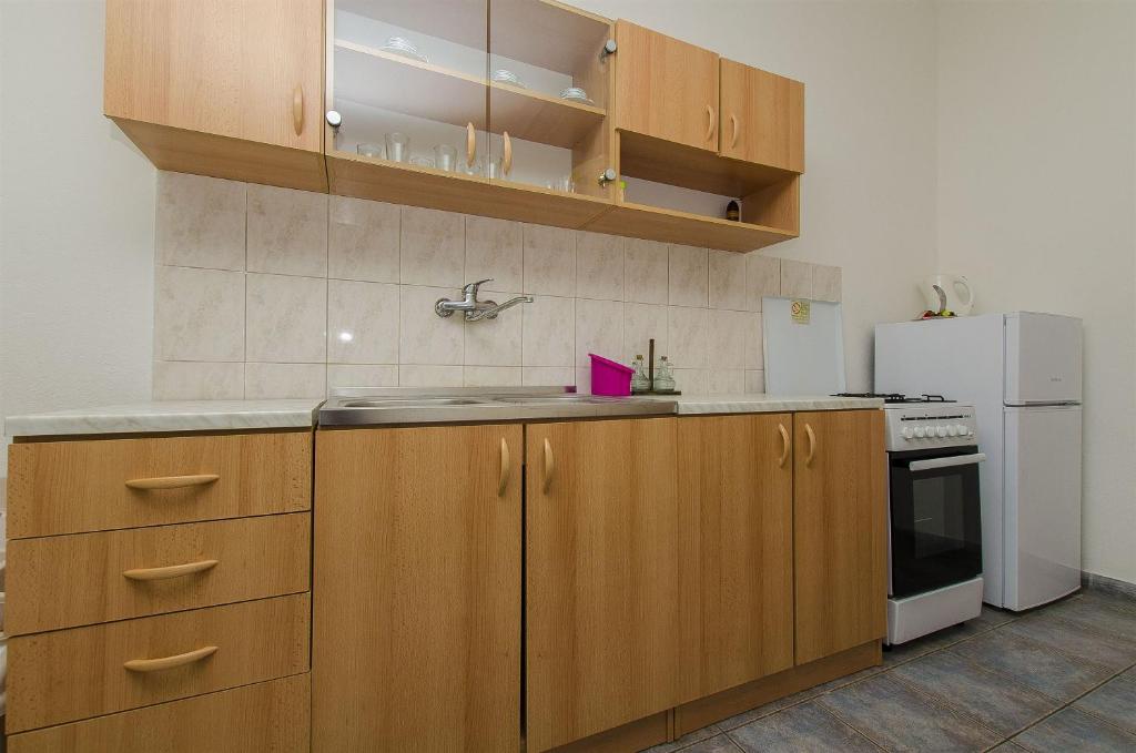 Kuchyň nebo kuchyňský kout v ubytování Apartments Zdenka