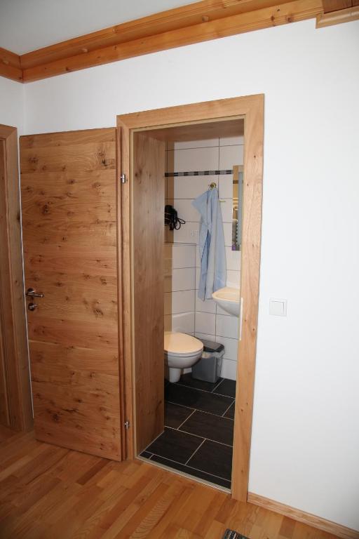Koupelna v ubytování Gailerhof