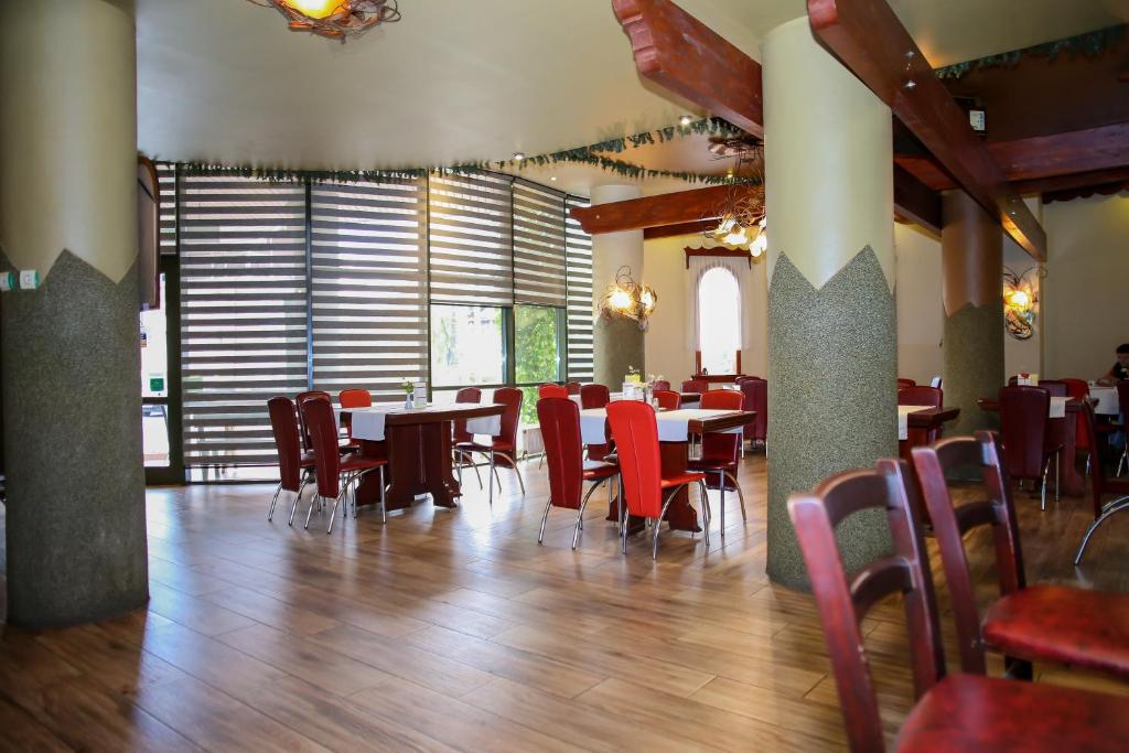 Restaurace v ubytování Hotel Silva
