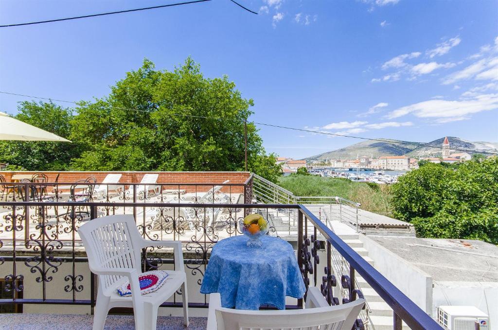 Nespecifikovaný výhled na hory nebo výhled na hory při pohledu z apartmánu