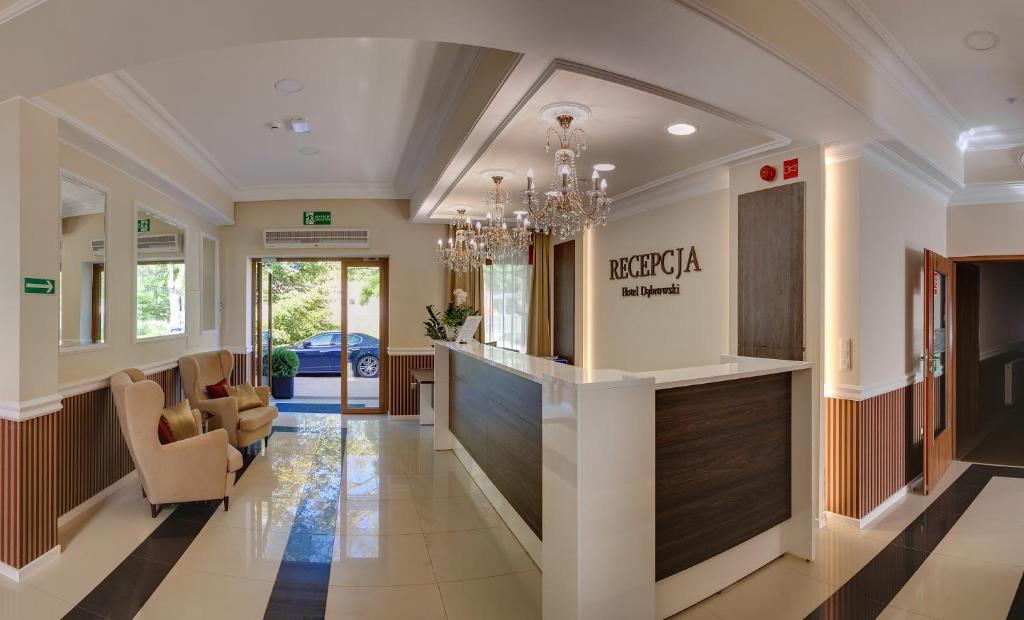 Posezení v ubytování Hotel Dąbrowski