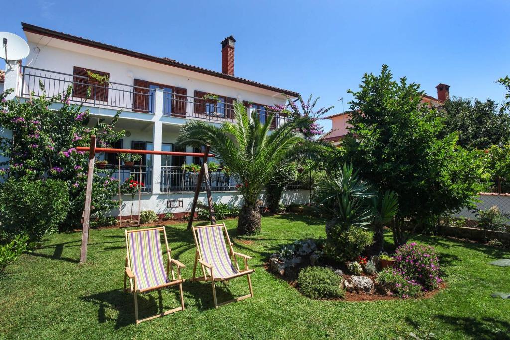 Vonkajšia záhrada v ubytovaní Apartments Patricia