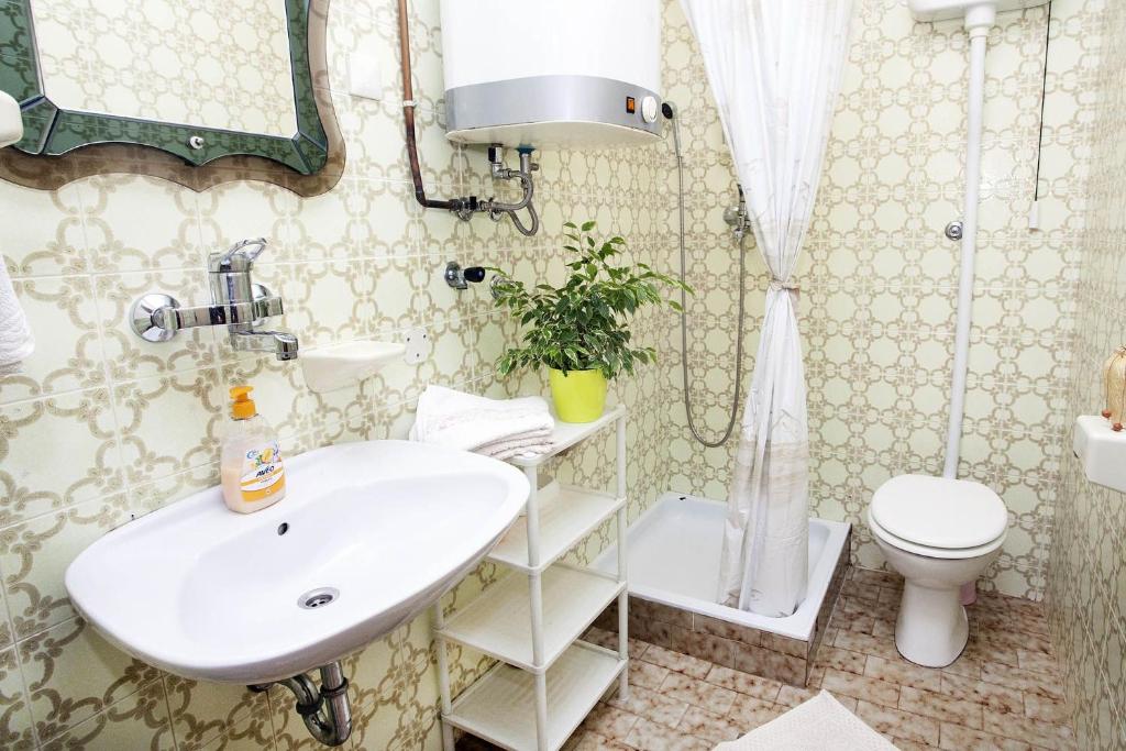 Kúpeľňa v ubytovaní Apartments Patricia
