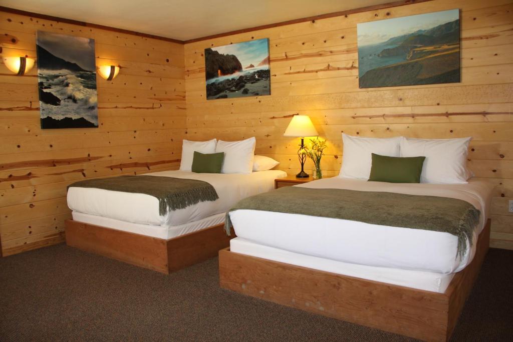 Big Sur River Inn - Queen Room Met Twee Queensize Bedden