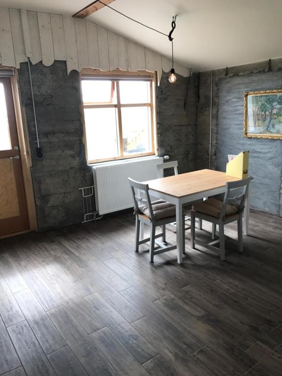 Fotografie z fotogalerie ubytování The Garage v destinaci Varmahlíð