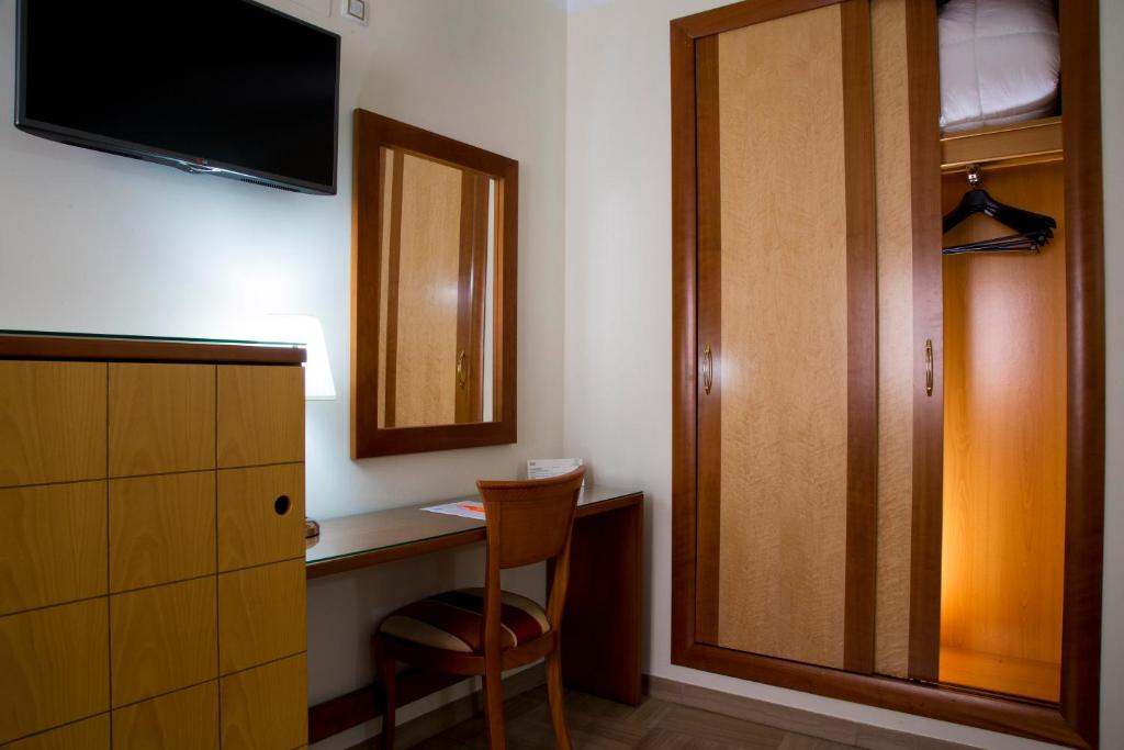 Hotel Córdoba Centro - Resim 26