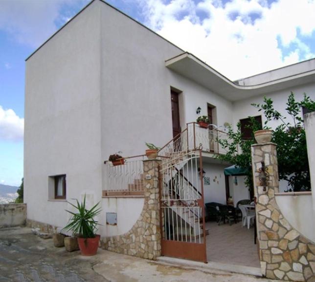 Budova, kde se bed and breakfast nachází